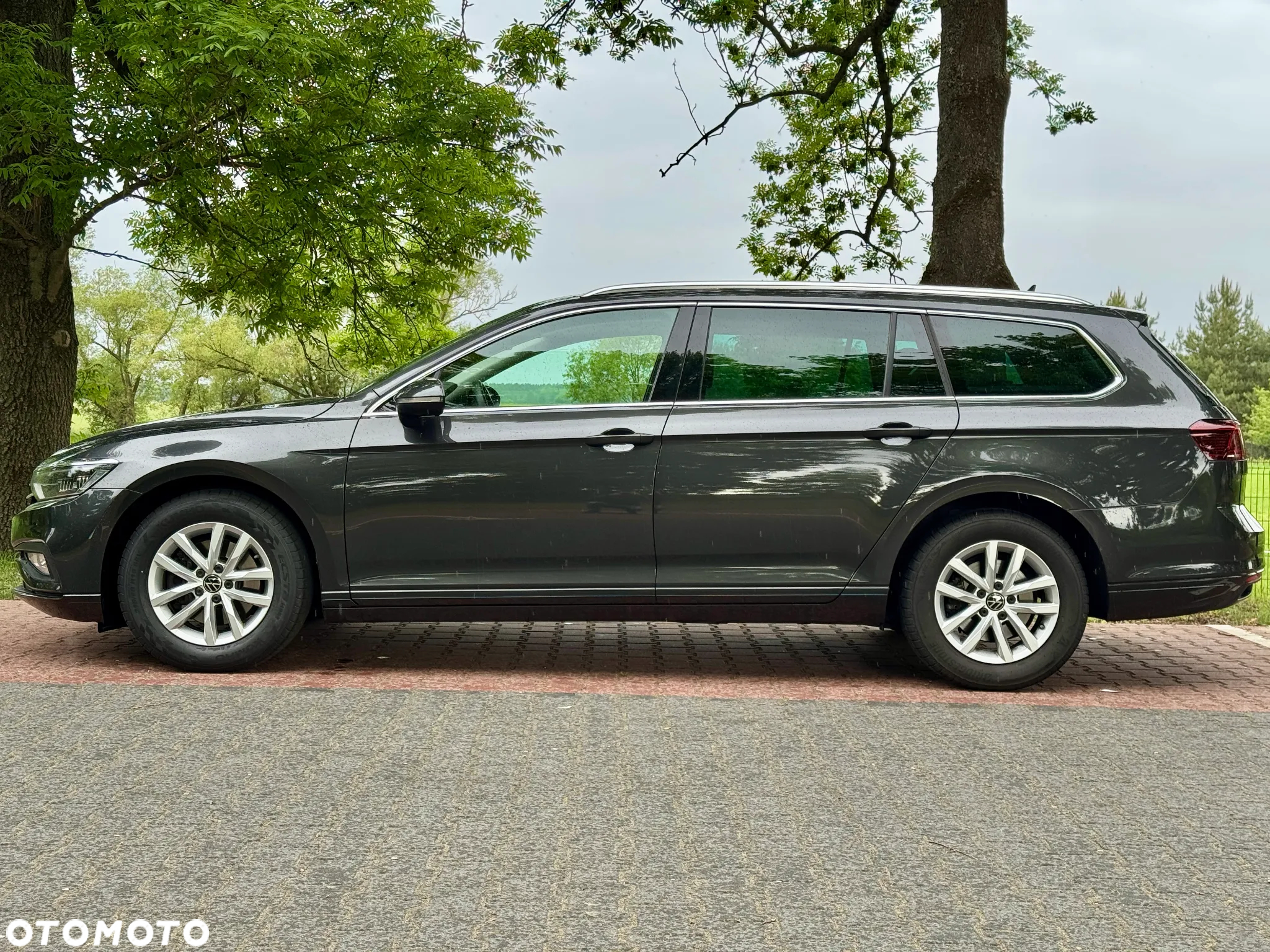 Volkswagen Passat Variant 2.0 TDI SCR DSG Business - 2