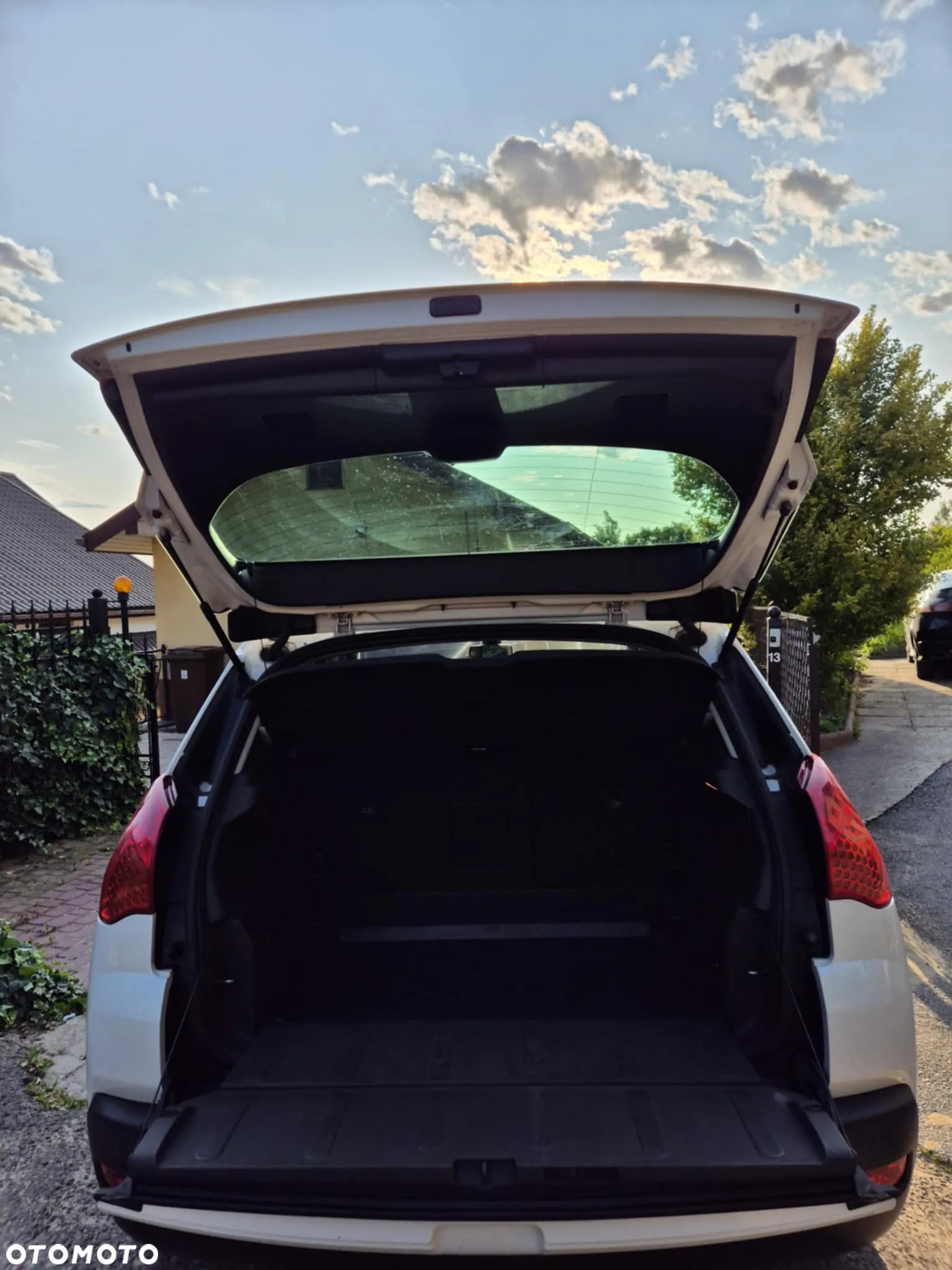 Peugeot 3008 1.6 HDi Premium - 11
