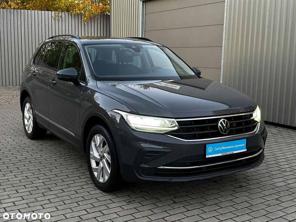 Volkswagen Tiguan 2.0 TDI SCR 4Mot Life DSG - 2