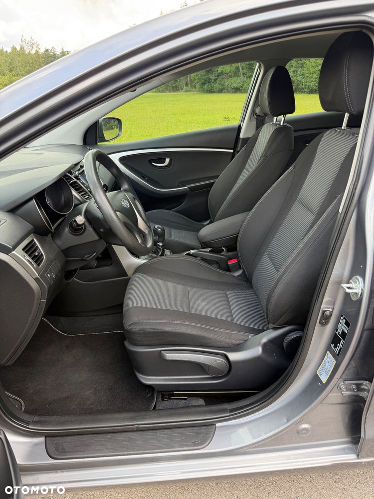 Hyundai i30 1.4 CRDi Advantage - 25