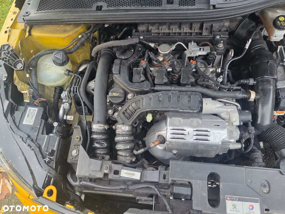 Peugeot 208 PureTech 100 Allure - 3