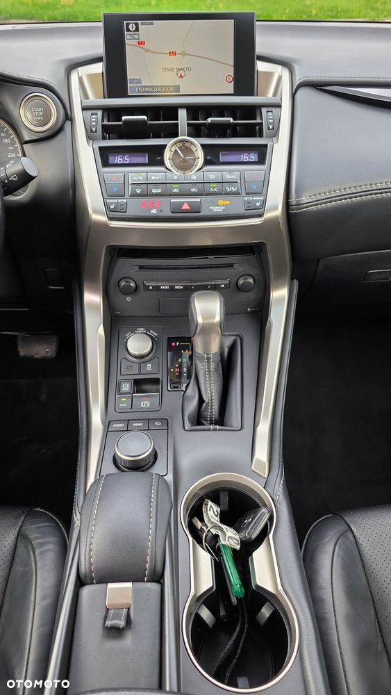 Lexus NX 200t Elite AWD - 17