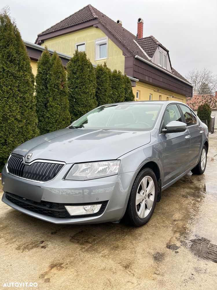 Skoda Octavia 1.6 TDI DPF Ambition - 1