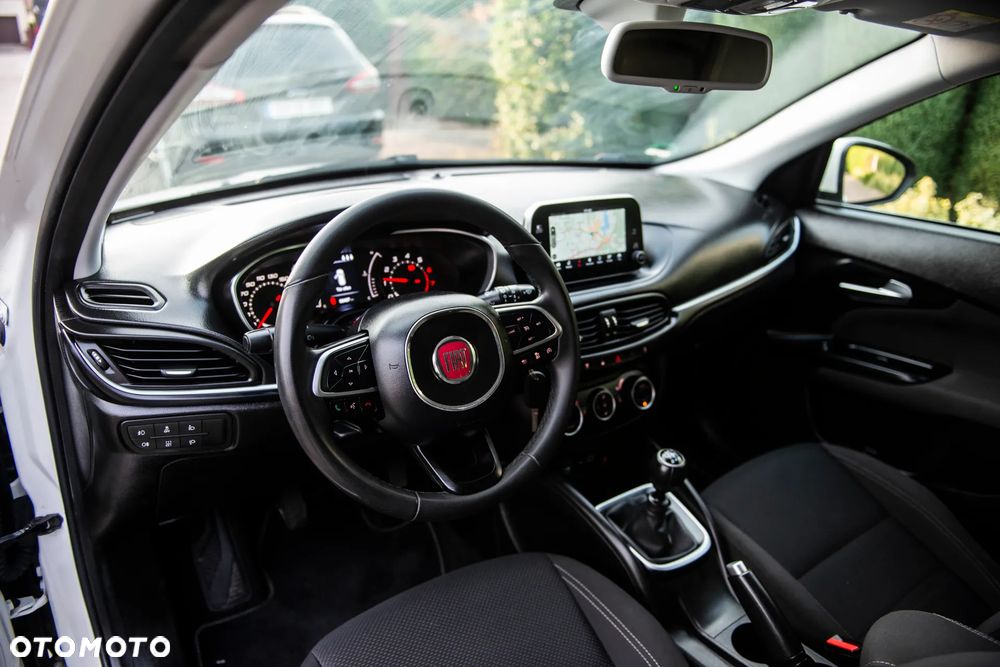 Fiat Tipo 1.4 T-Jet Lounge - 19