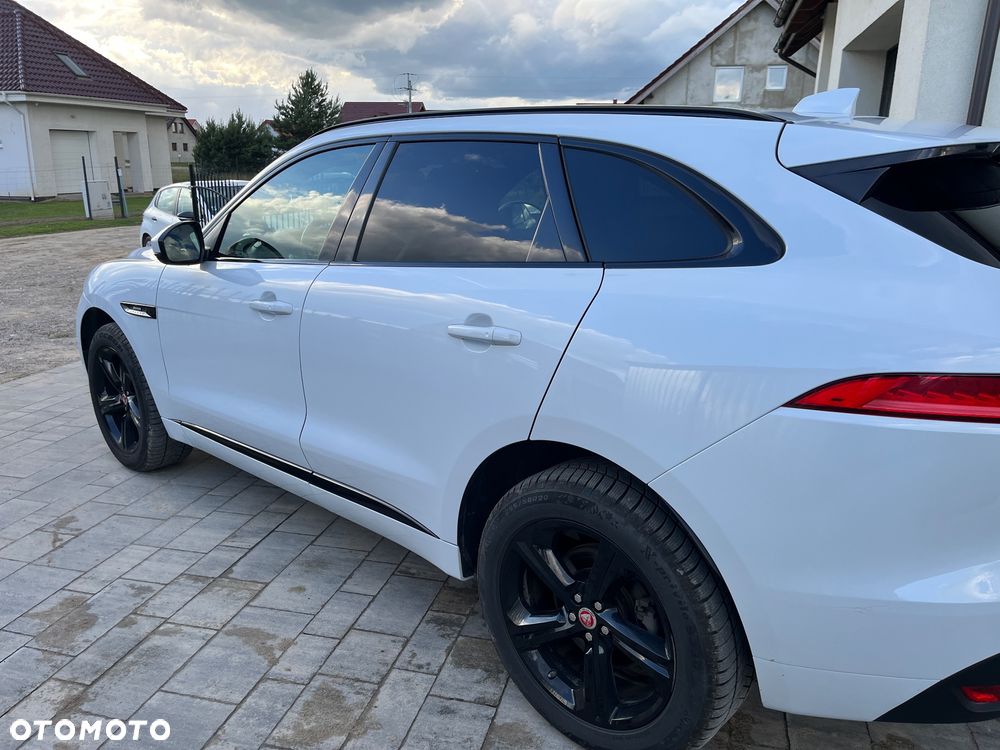Jaguar F-Pace 20d AWD R-Sport - 11