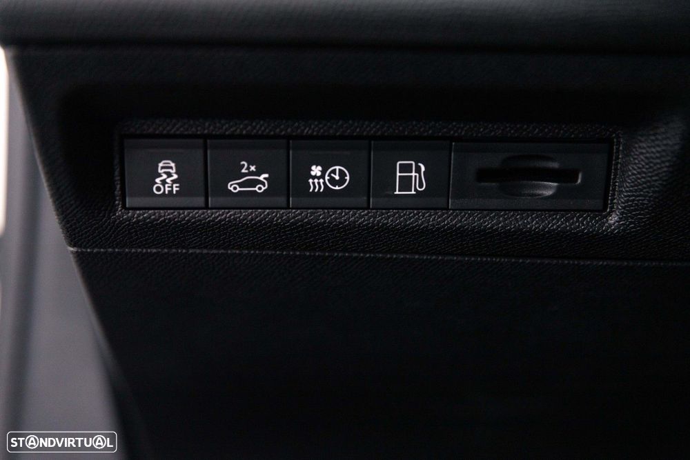 Peugeot 308 SW 1.6 Hybrid GT e-EAT8 - 38