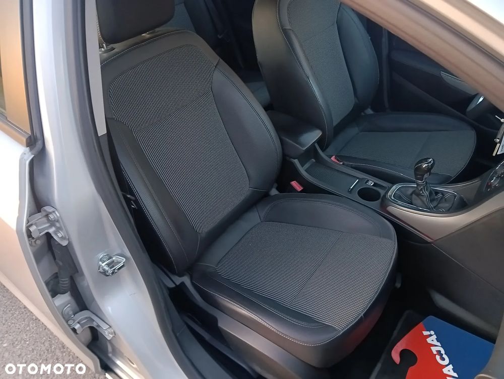 Opel Astra 1.4 EcoFLEX Cosmo - 6