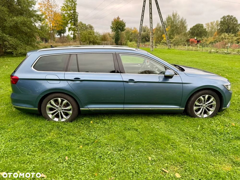 Volkswagen Passat 2.0 TDI SCR Highline - 25