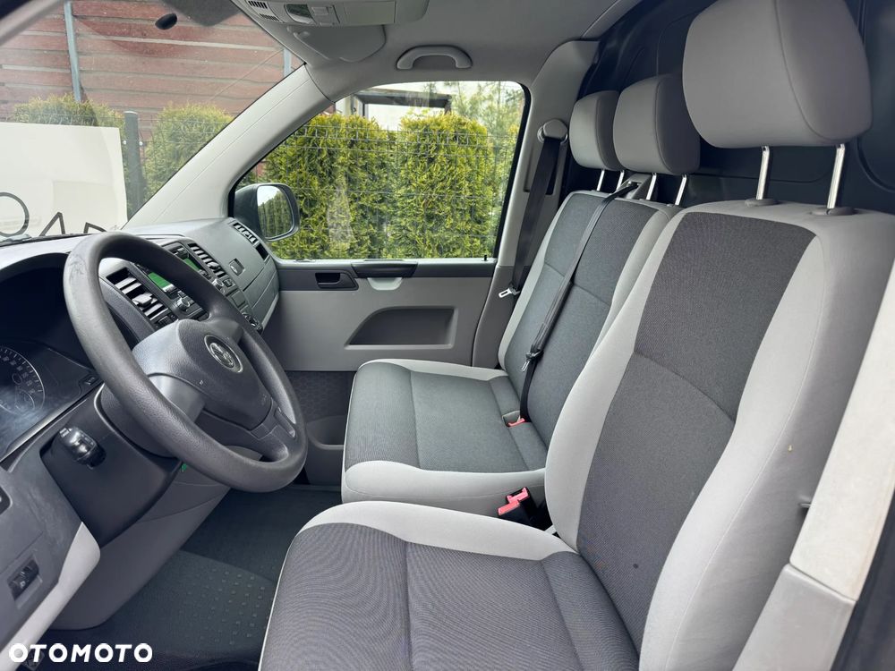 Volkswagen VW Transporter T5 LIFT**2.0 TDI Common Rail**Klimatyzacja**Sprowadzony - 11