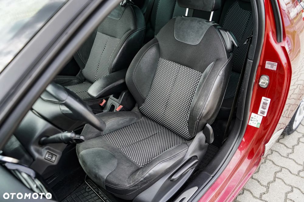 Citroën DS3 1.6 HDi SportChic - 21