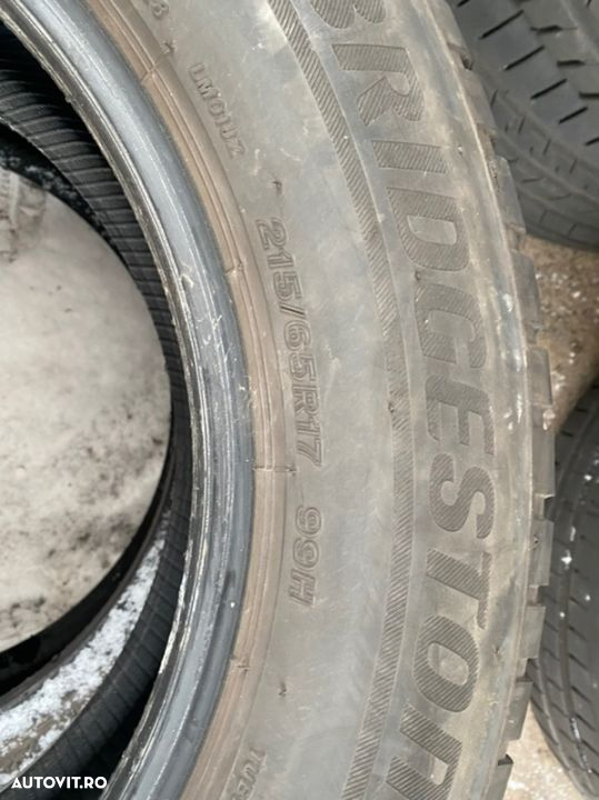 vand 2 anvelope 215/65/17 bridgestone de iarnă ca noi - 5