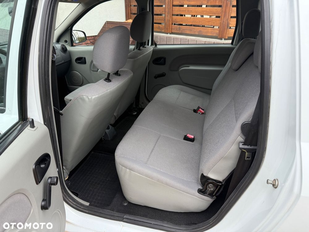 Dacia Logan 1.6 Ambiance - 19