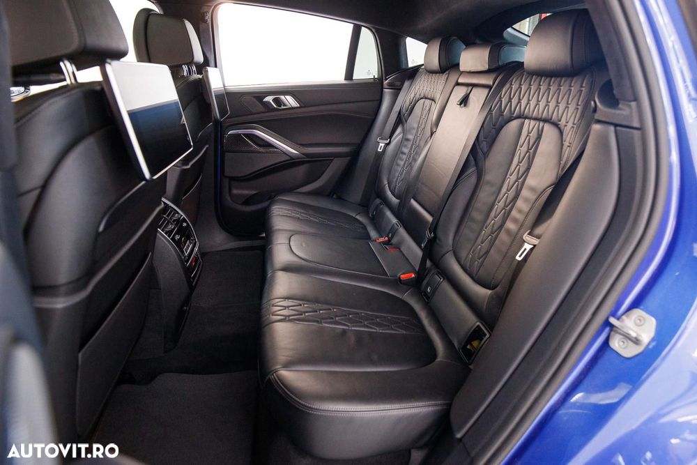 BMW X6 M M50i - 18
