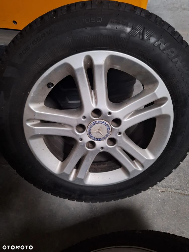 Mercedes-Benz Viano - 8