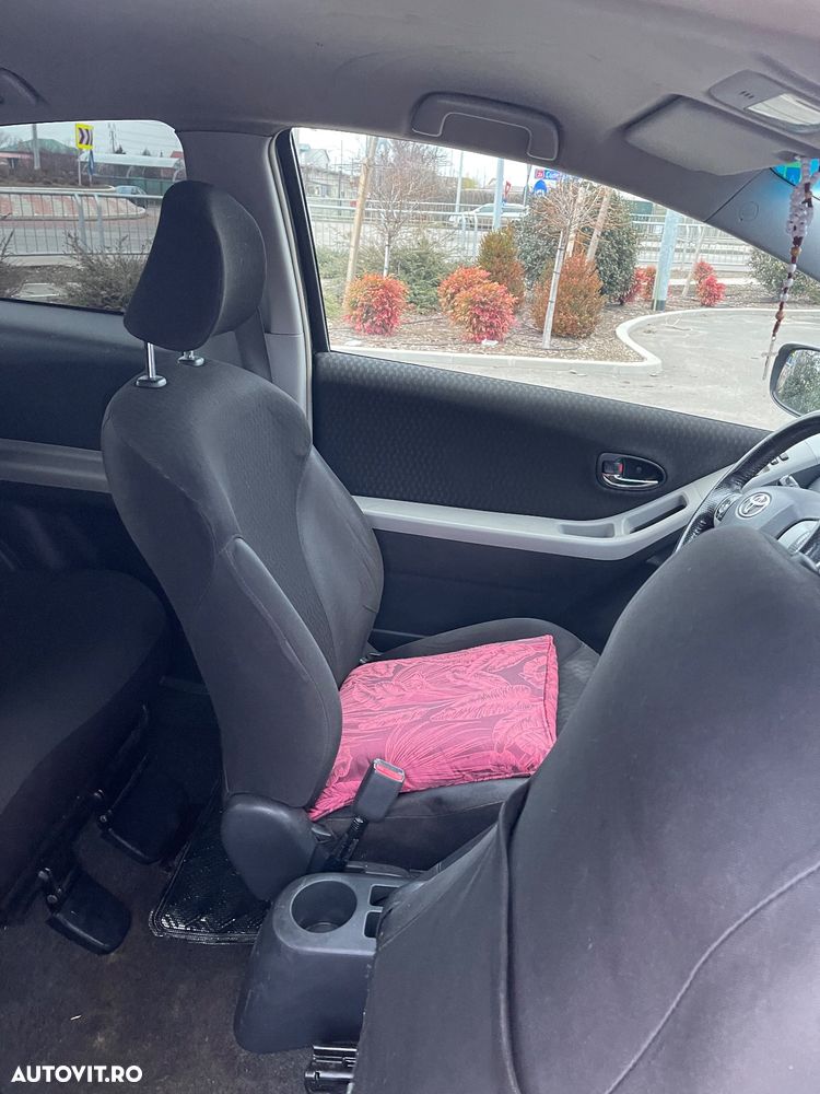 Toyota Yaris 1.8 TS - 2