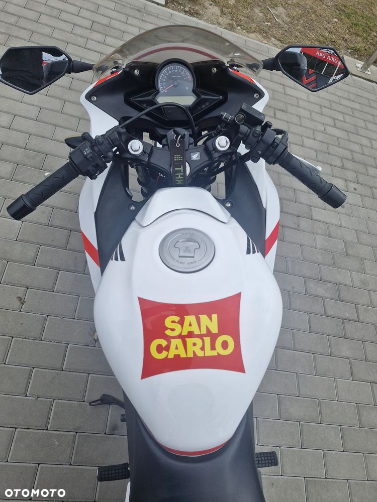 Honda CBR - 17