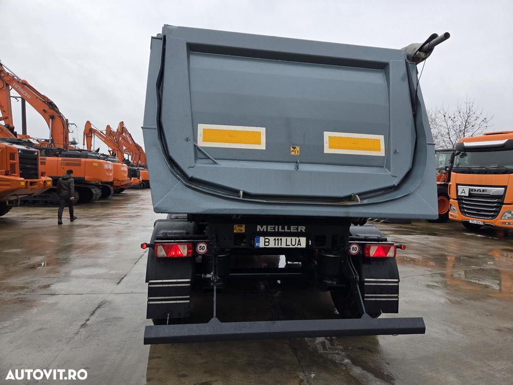 Meiller 3 axe, 28mc, axe SAF, prelata, roata rezerva, axa liftabila, picoare sprijin, masa propie 6,7t, scena vizitare, STARE FOARTE BUNA-posibilitate leasing 4 ani-PROMOTIE 23900 EUR+Tva - 3