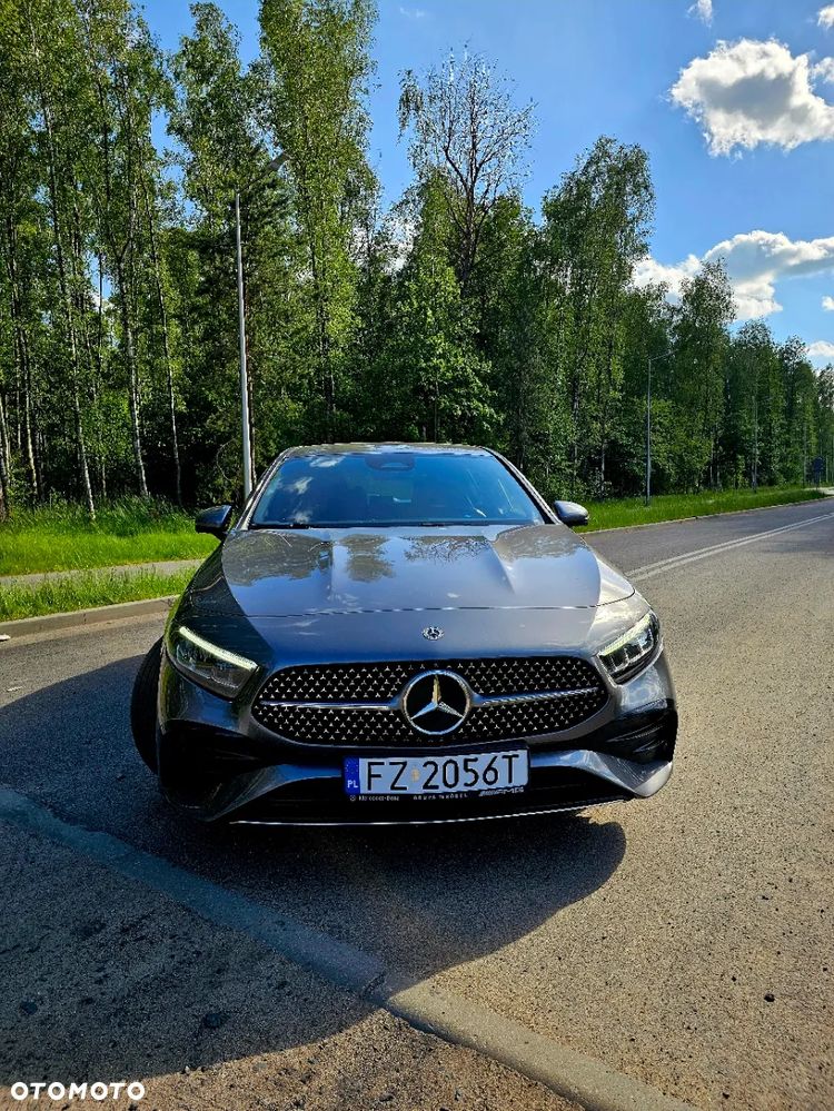 Mercedes-Benz Klasa A 200 AMG Line 7G-DCT - 3