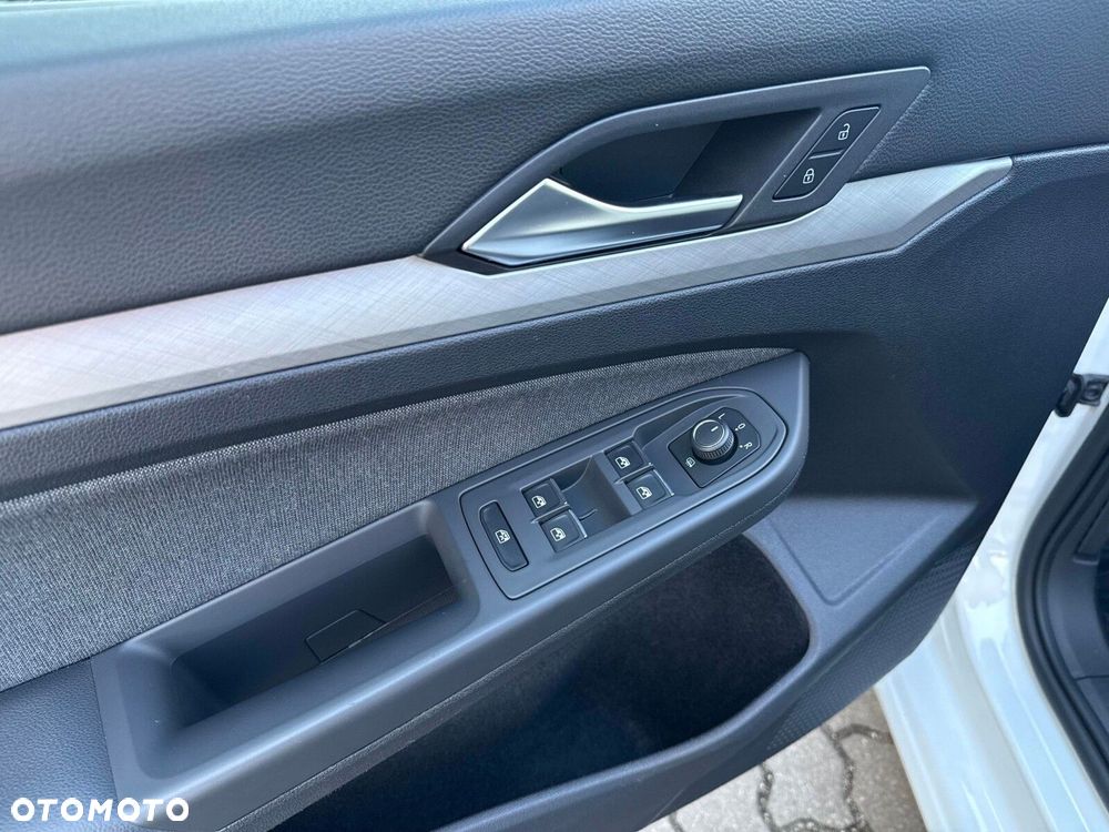 Volkswagen Golf 1.0 TSI Life - 10