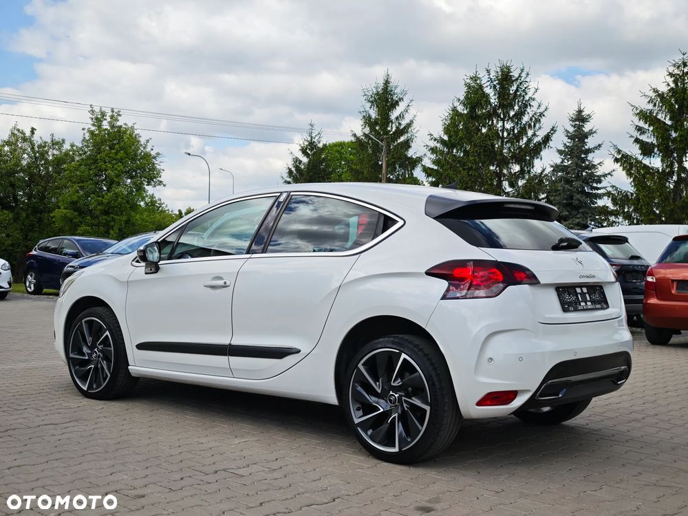Citroën DS4 THP 200 SportChic - 11