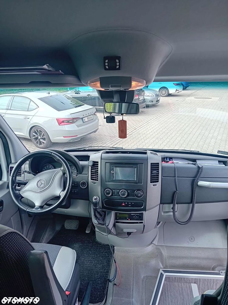 Mercedes-Benz Sprinter - 5