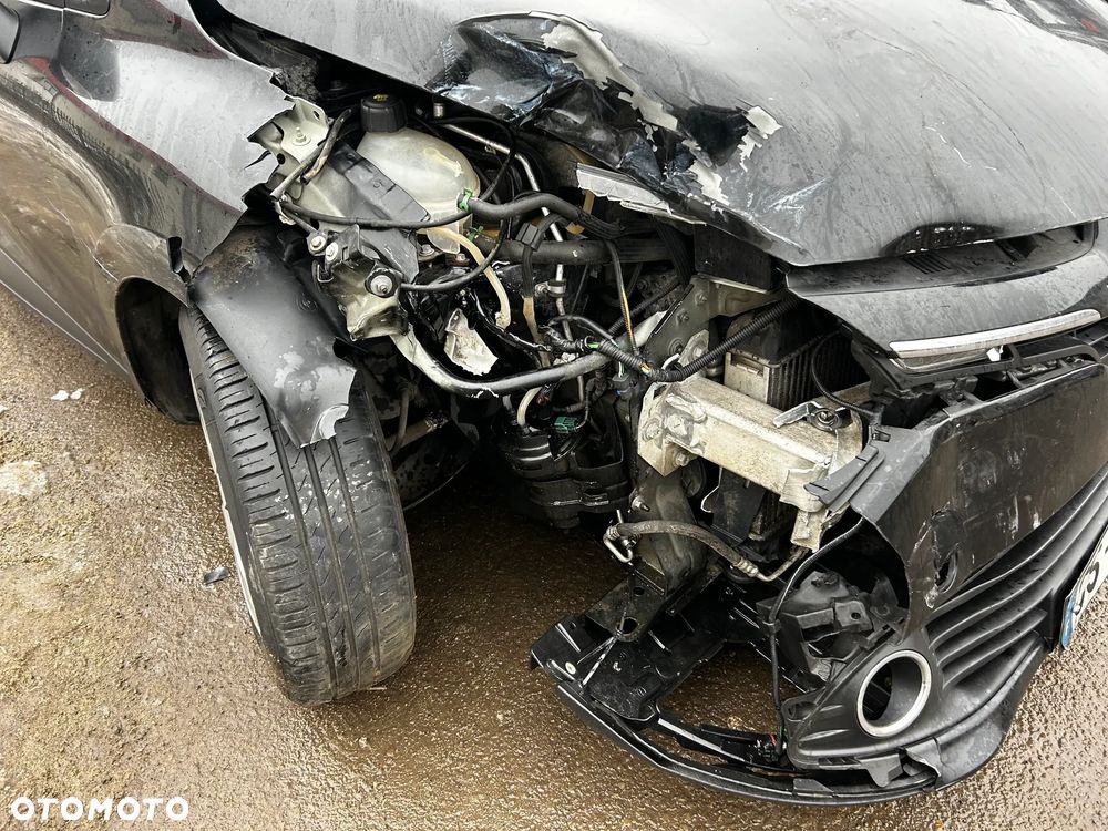Renault Clio - 13