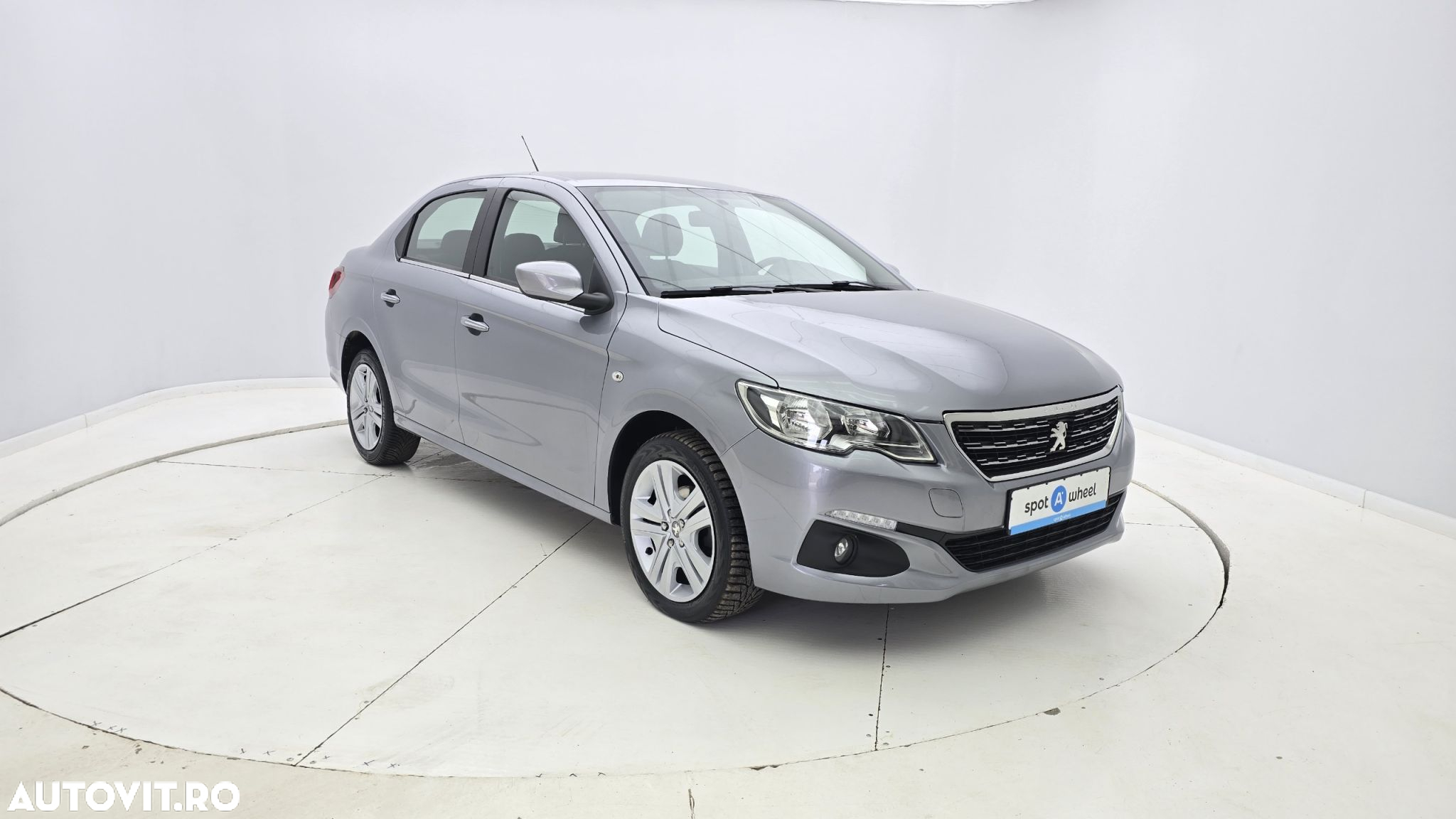 Peugeot 301 1.5 BlueHDI FAP Allure - 4