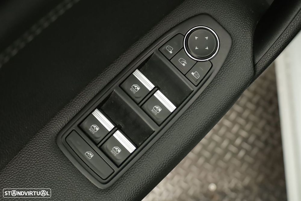 Renault Captur 1.0 TCe Techno Bi-Fuel - 22