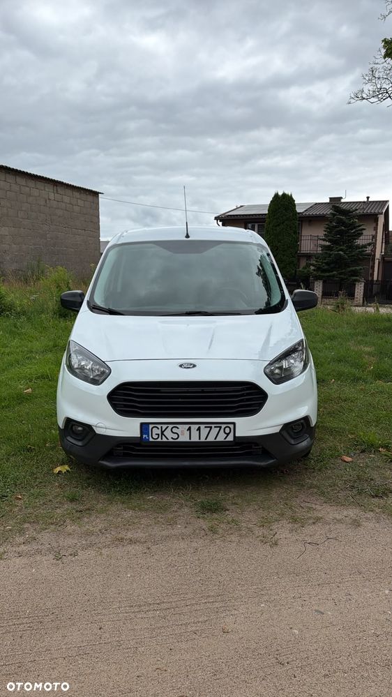 Ford Courier - 3