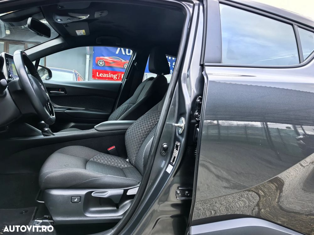 Toyota C-HR Hybrid Business-Edition - 6