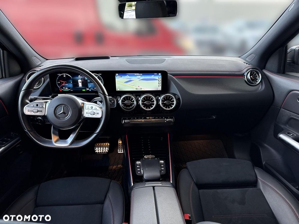 Mercedes-Benz EQA - 18