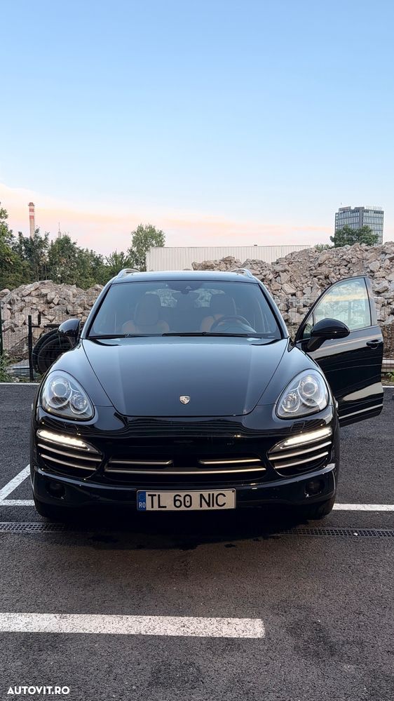 Porsche Cayenne - 3
