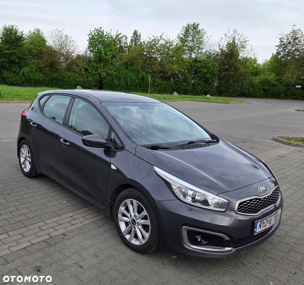Kia Ceed 1.6 GDI L - 2