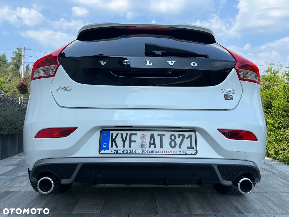 Volvo V40 T3 Inscription - 13