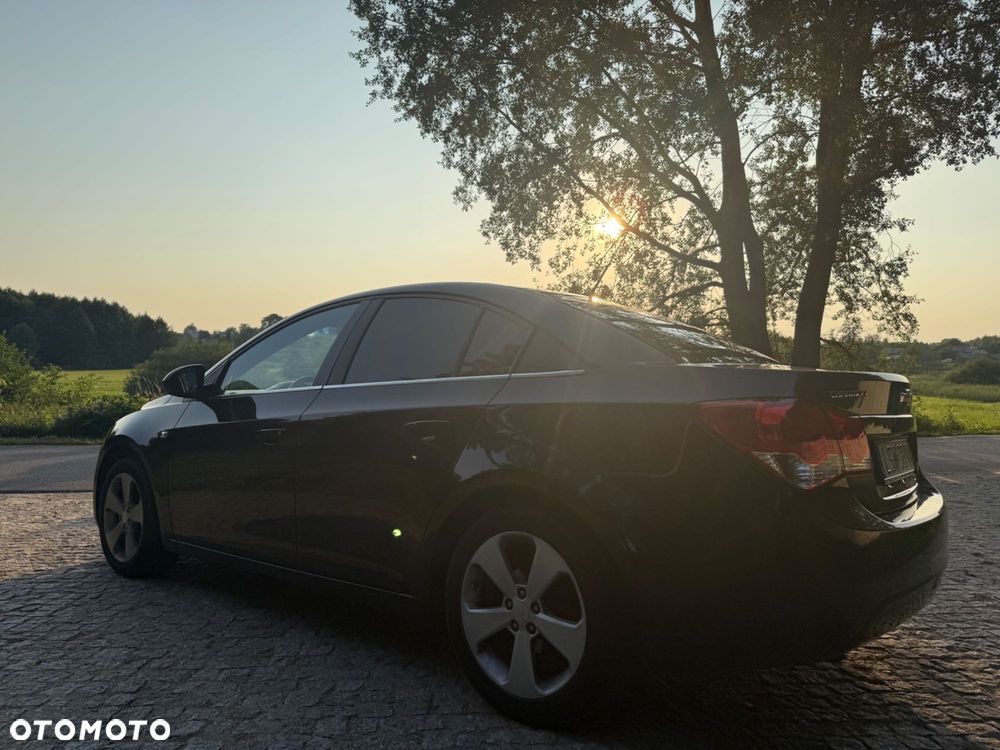 Chevrolet Cruze - 4