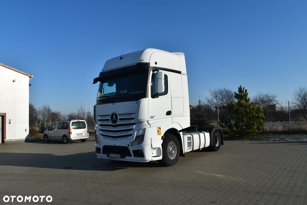 Mercedes-Benz Actros 1842 - 2