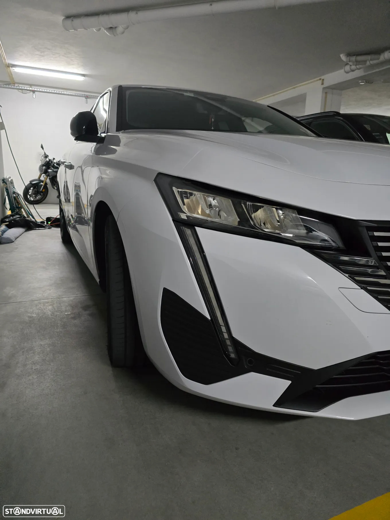Peugeot 308 SW 1.6 Hybrid Allure Pack e-EAT8 - 36