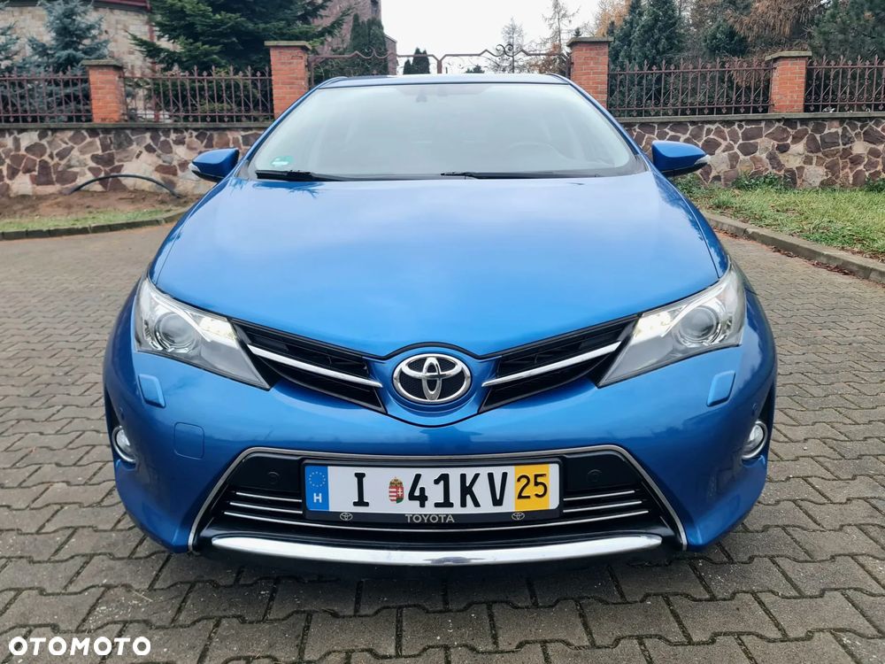 Toyota Auris 2.0 D-4D Executive - 2