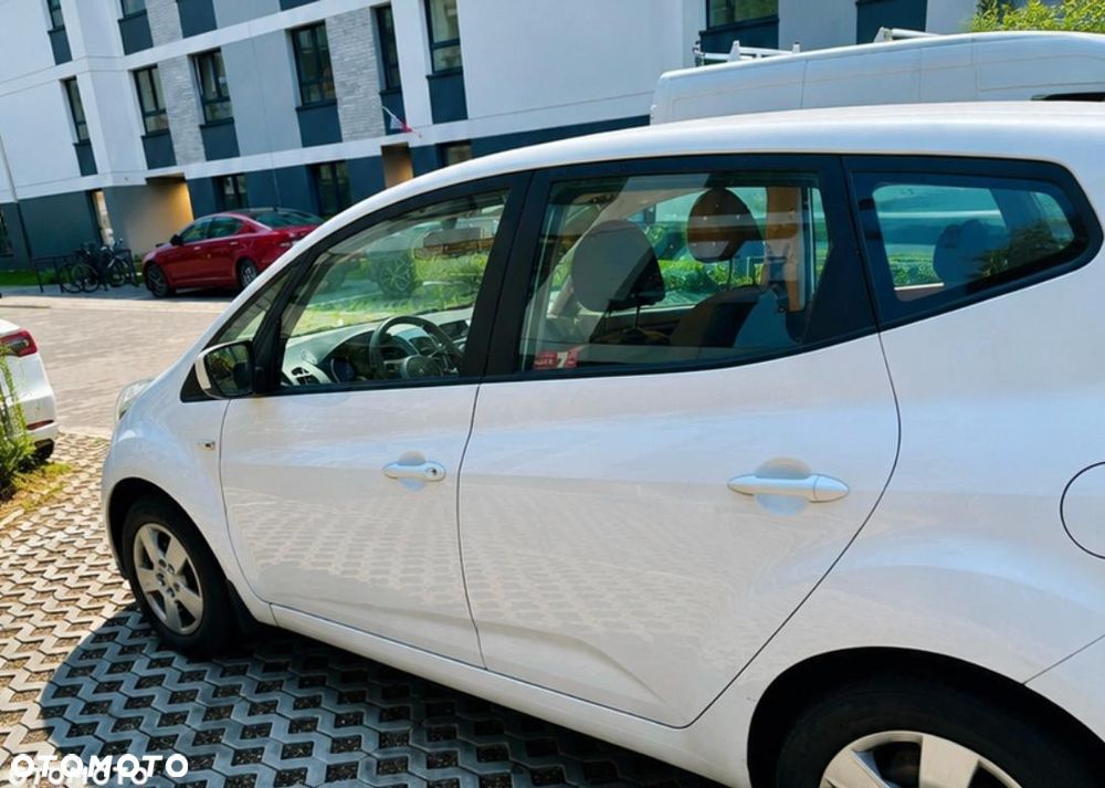 Kia Venga 1.4 CRDi S - 5