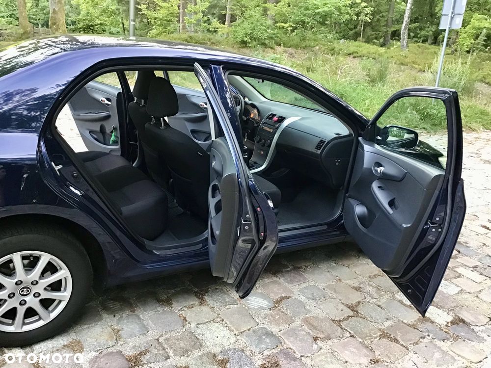Toyota Corolla 1.6 Terra - 18
