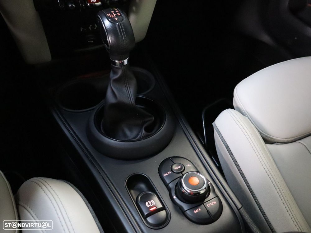 MINI Countryman Cooper D ALL4 Auto - 16