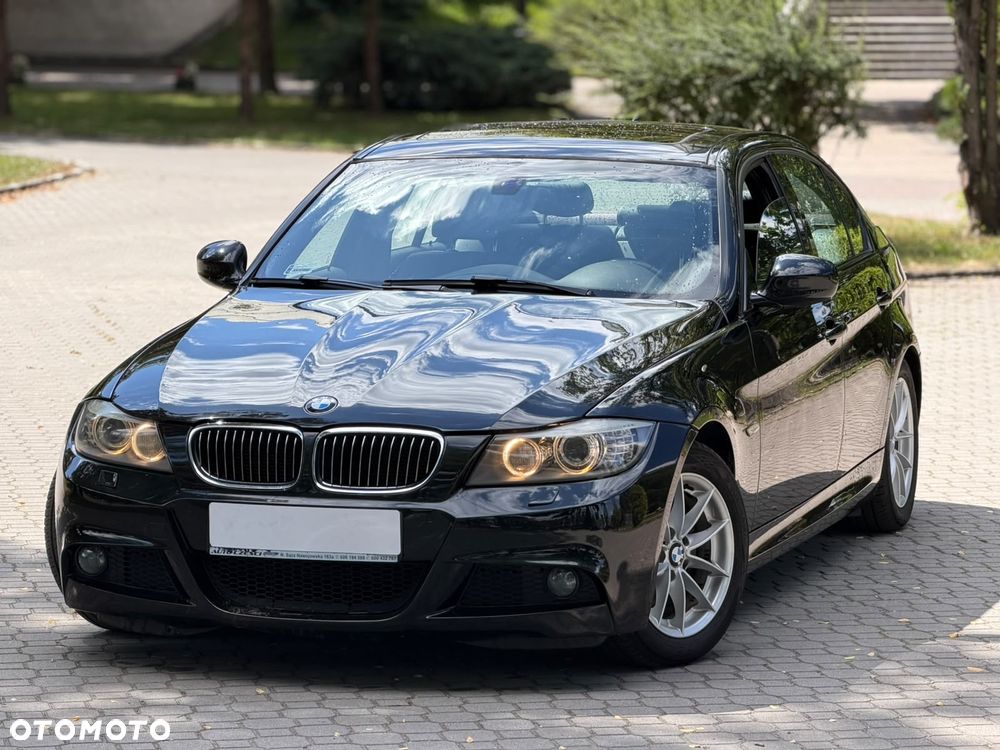 BMW Seria 3 320i - 4