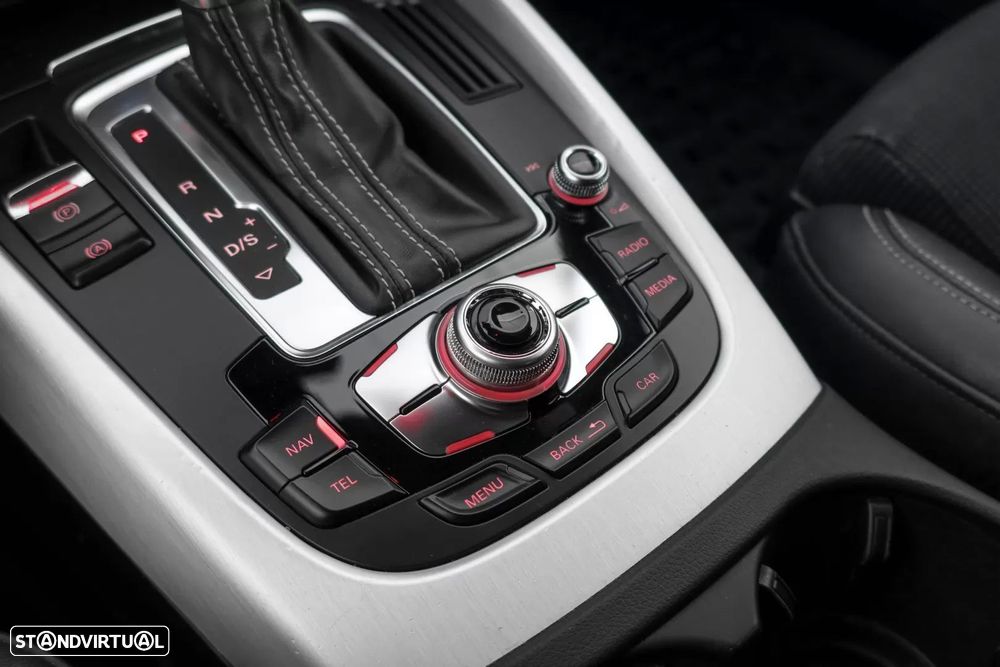 Audi Q5 2.0 TDI quattro S-line S-tronic - 10