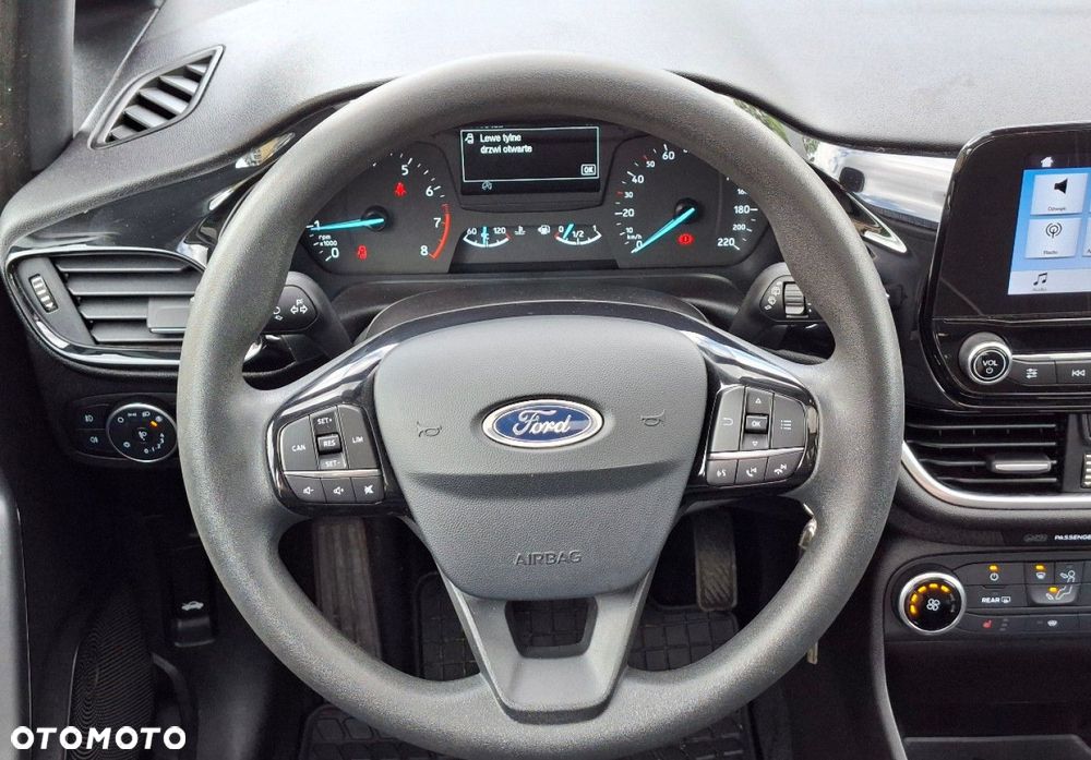 Ford Fiesta - 26