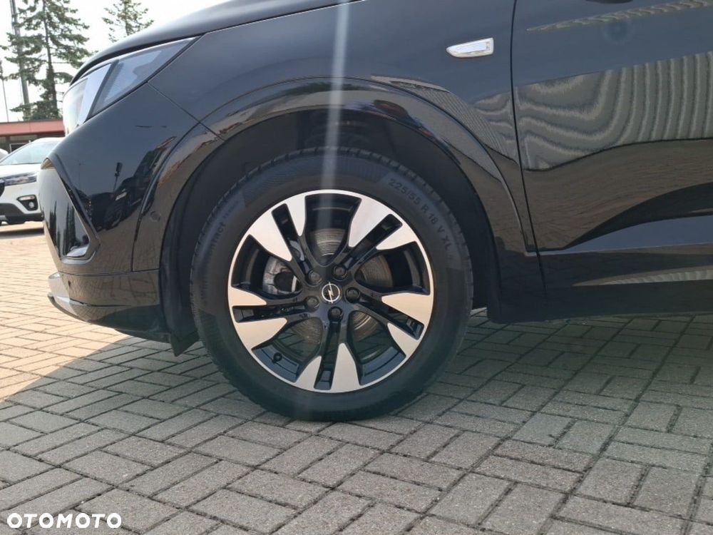 Opel Grandland 1.2 T Business Elegance S&S - 13