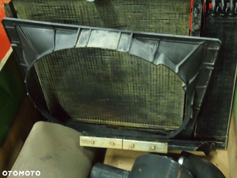 MF 3382795M93 Chłodnica wody Massey Ferguson: 3070, 3080, 3085, 3090, 3095, 3115, 3120 - 2