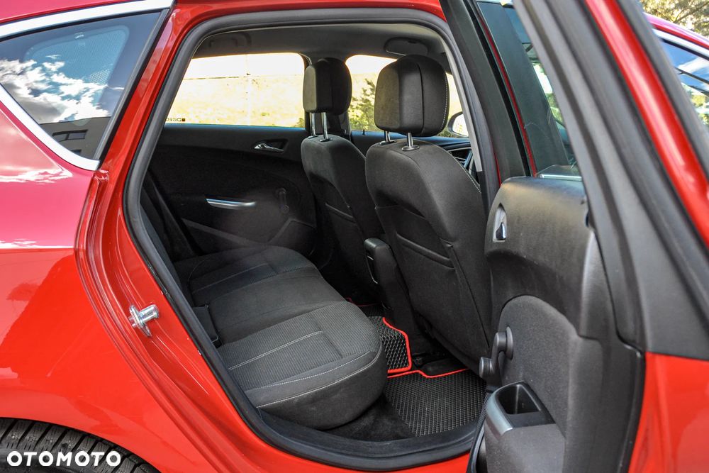 Opel Astra - 12