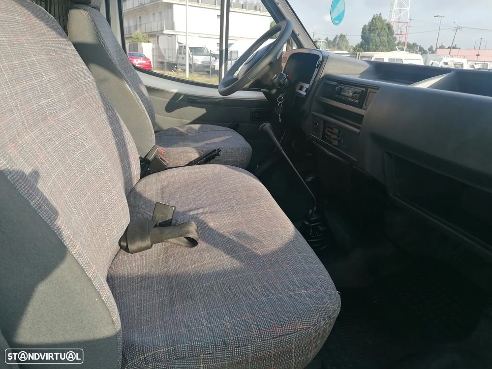 Ford Transit 2.5D - 9