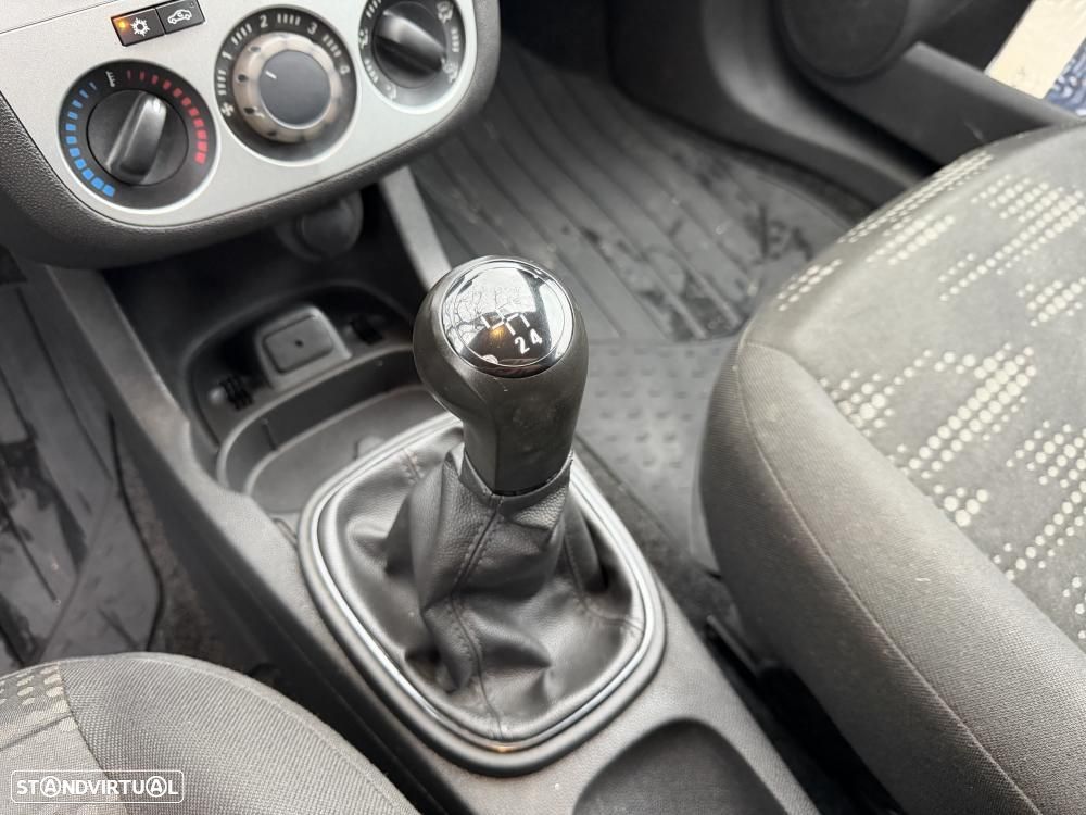 Opel Corsa Van 1.3 CDTi 75cv - 19