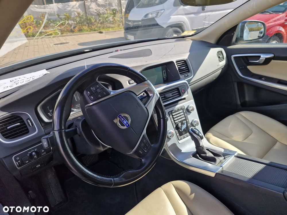 Volvo S60 - 9